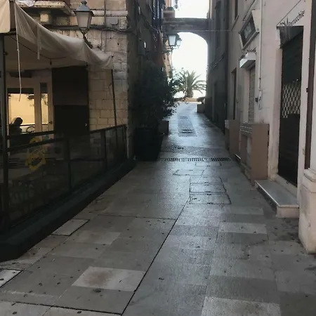 Corte Mercantile Apartamento Bari